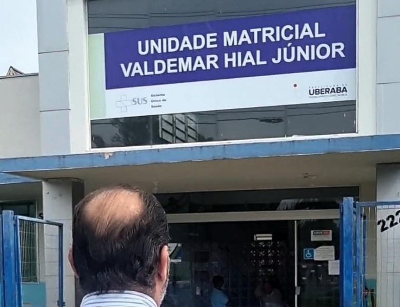 Túlio 10UMS tomada por goteiras e mofo causa revolta