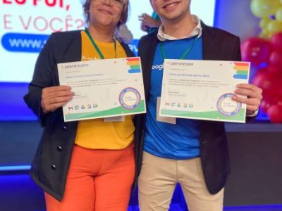 Foto 2 - Vereador Celso Neto e Assessora Eliana Pereira com certificados no Google