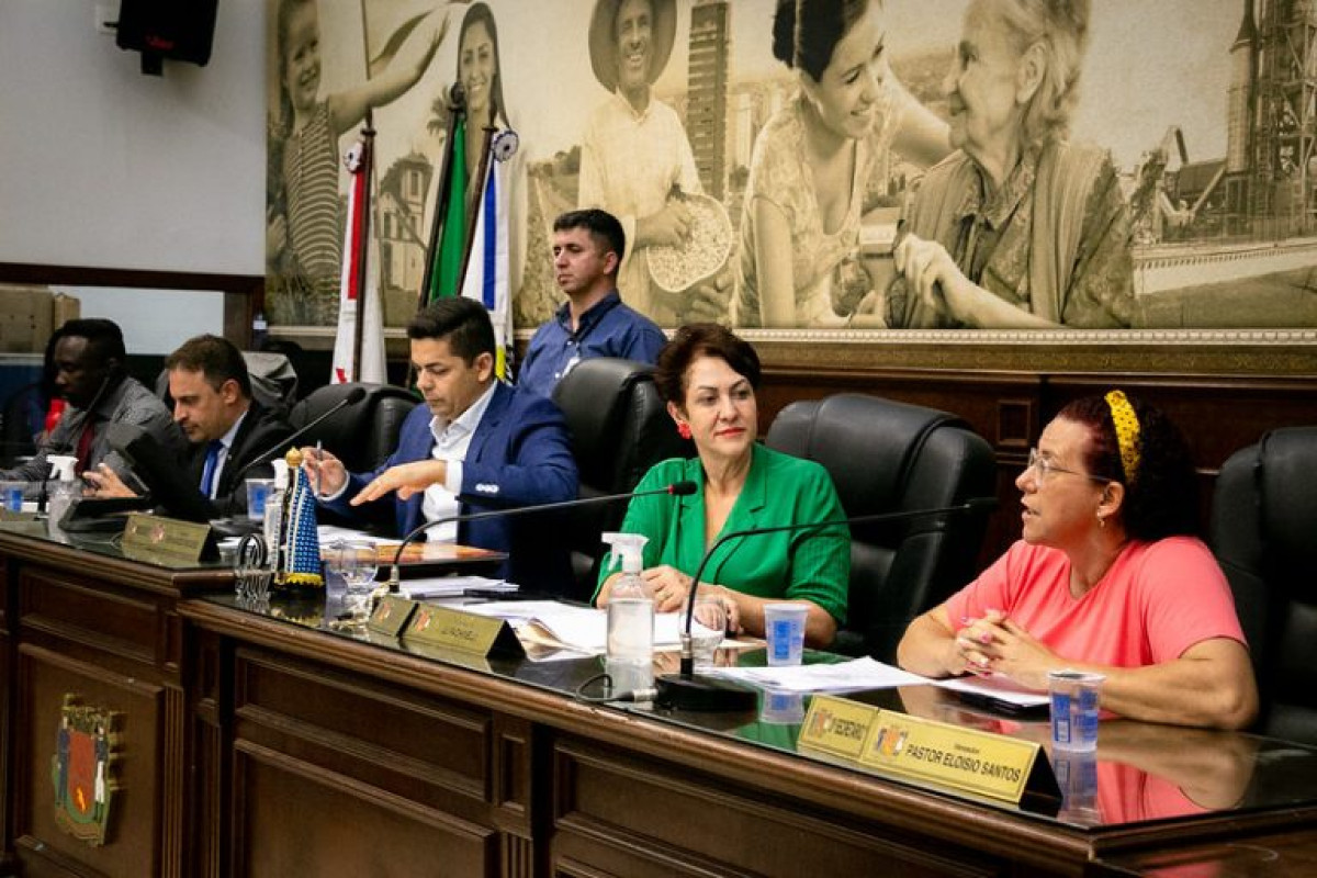 Foto - Mesa Diretora - Classificação de documentos