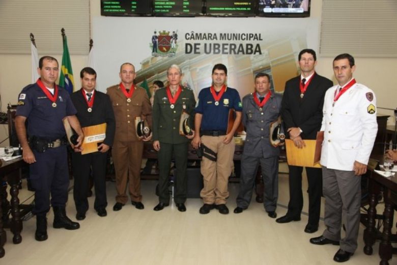 5dcdb1038882e
