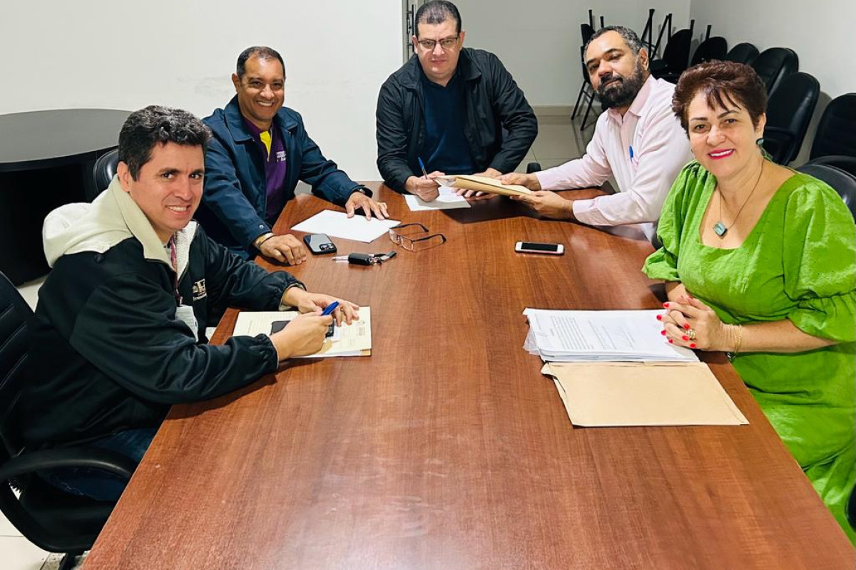 Samuel e comissão de finanças