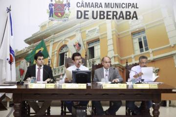 5dcdb2a9dccb0