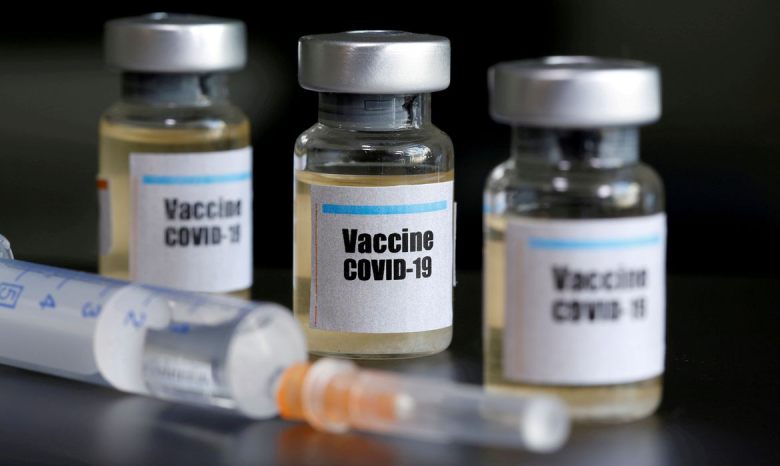 2020-05-22t182451z_1_lynxmpeg4l1sw_rtroptp_4_health-coronavirus-astrazeneca-oxford