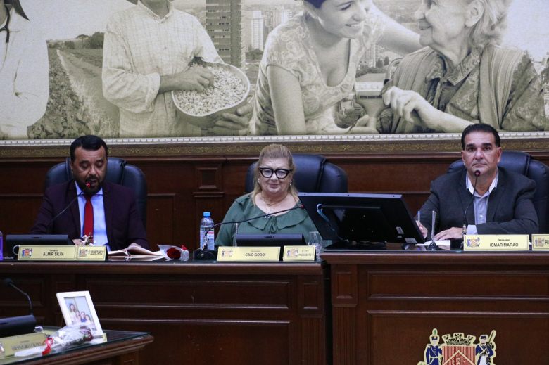 1a746219-4219-43b4-b4d3-7e6061e4d3c4