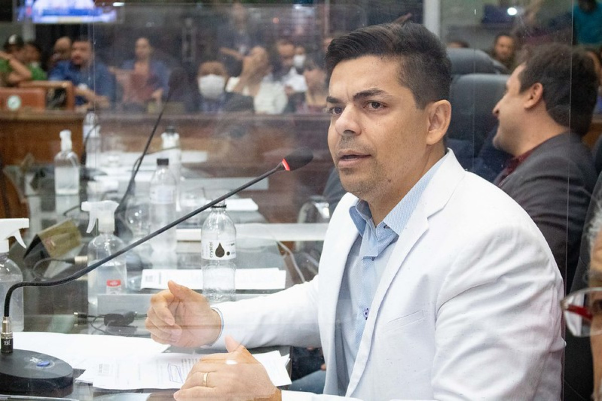 FERNANDO-MENDES
