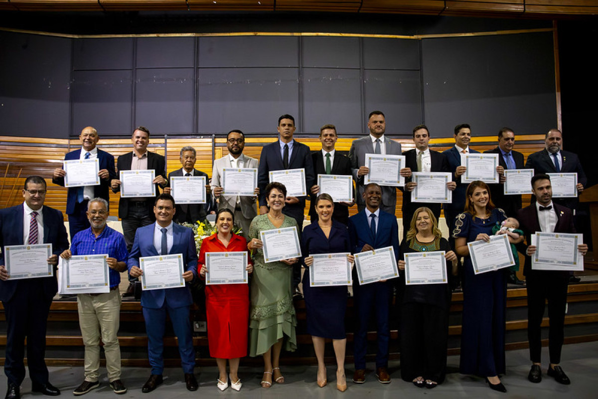 DIPLOMAÇÃO