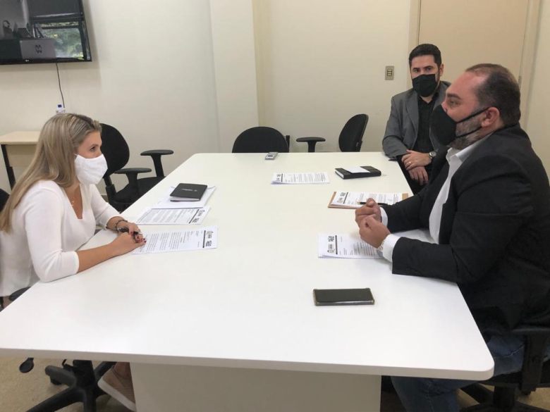 reunião com a prefeita Elisa