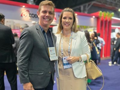 Com a prefeita no Congresso da AMM