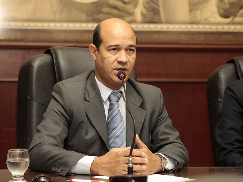 Glauber Faquinele Fernandes