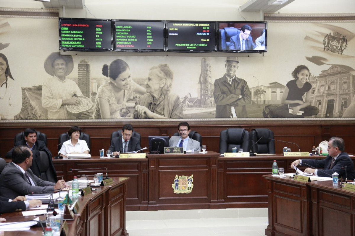 5dcdb3b9a57b2